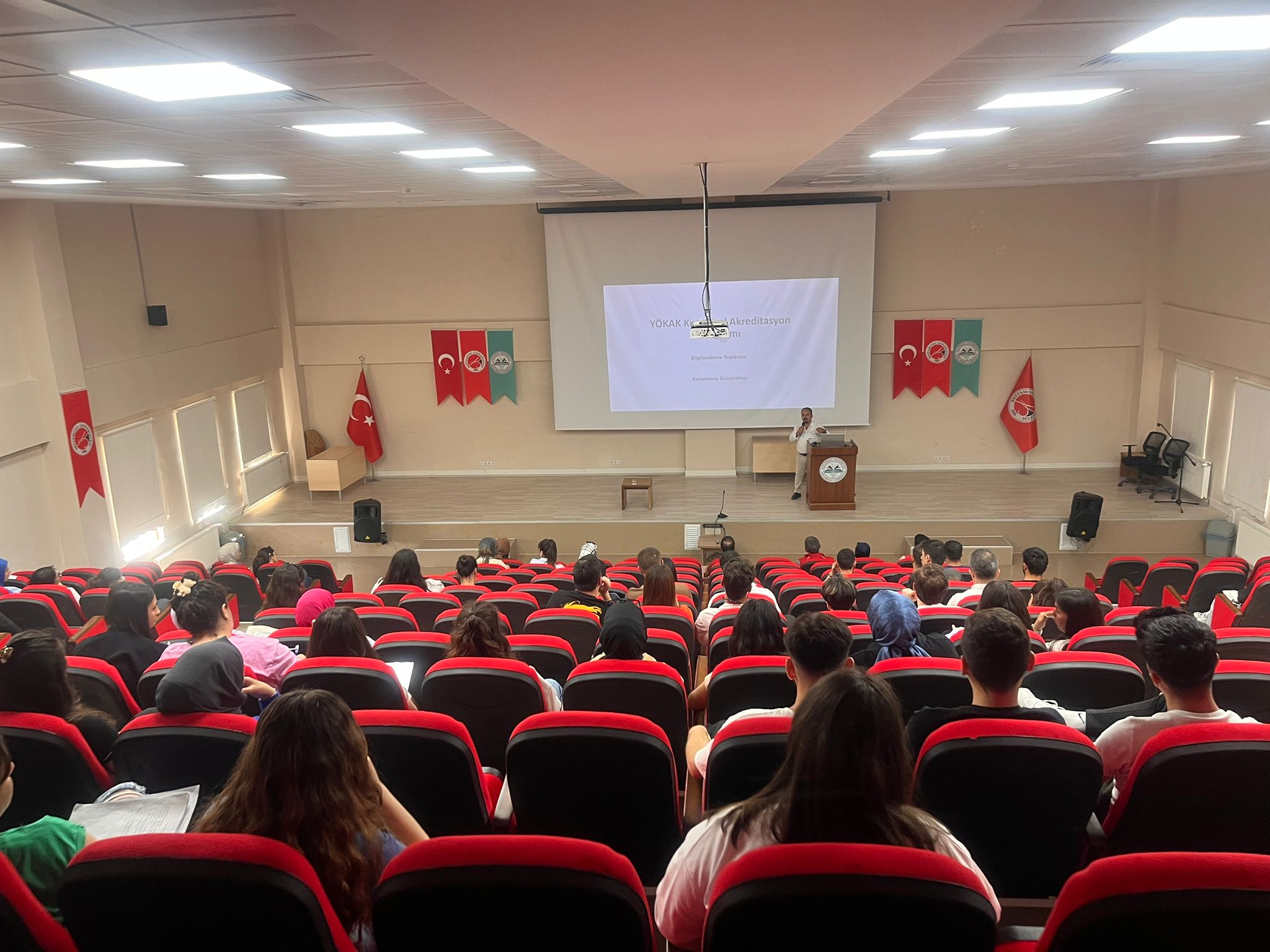 Yüksekokulumuzda Öğrencilerimize Yönelik Kurumsal Akreditasyon Programı Bilgilendirme Toplantısı Yapıldı